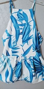 SEXY AND SOPHISTICATED BLOUSE